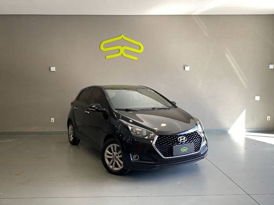 HYUNDAI HB20 1.6 COMFORT PLUS 16V FLEX 4P AUTOMÁTICO